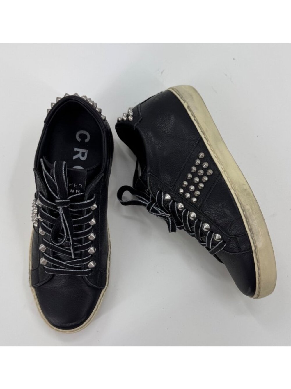 Leather Crown Studlight Black Studded Sneakers Size 37  7 Womens Casual Shoe